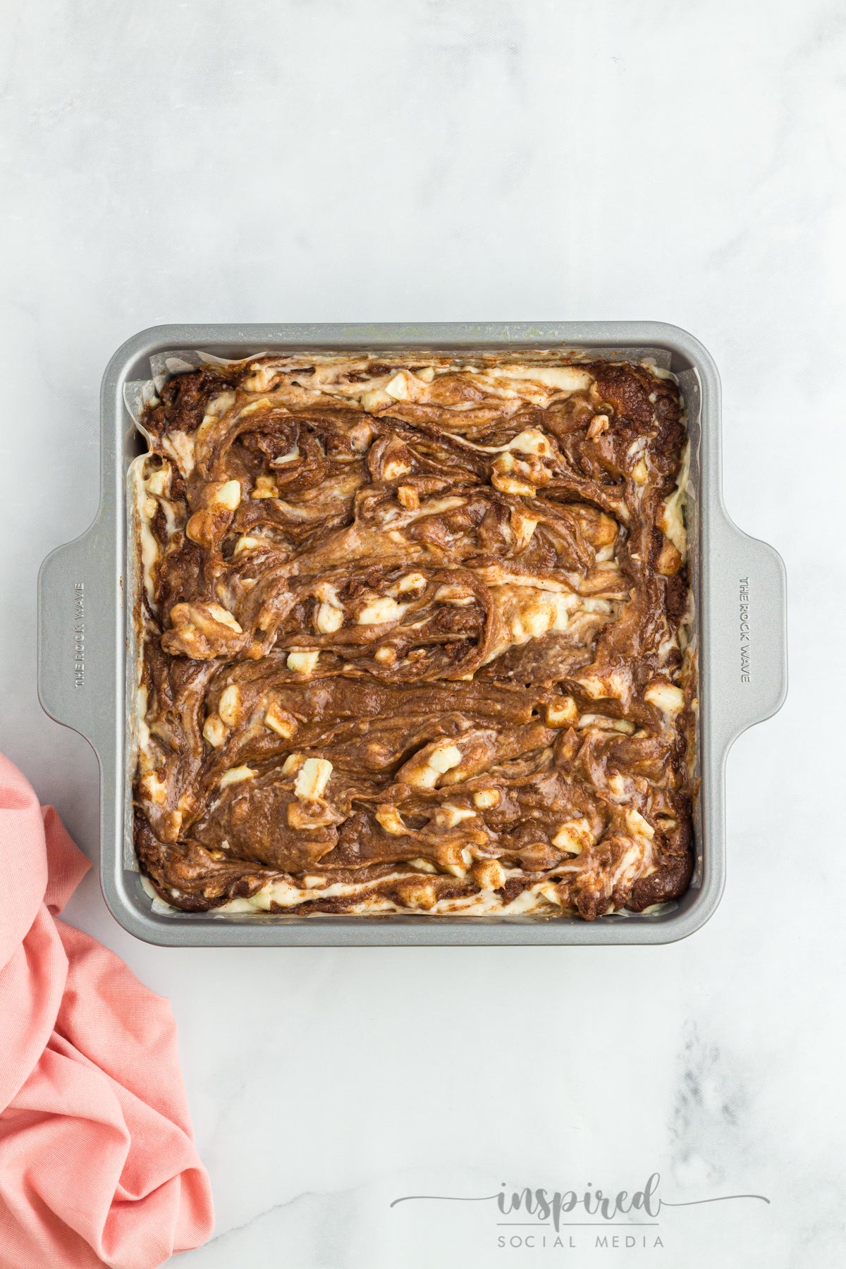 Apple Cinnamon Crumb Cake