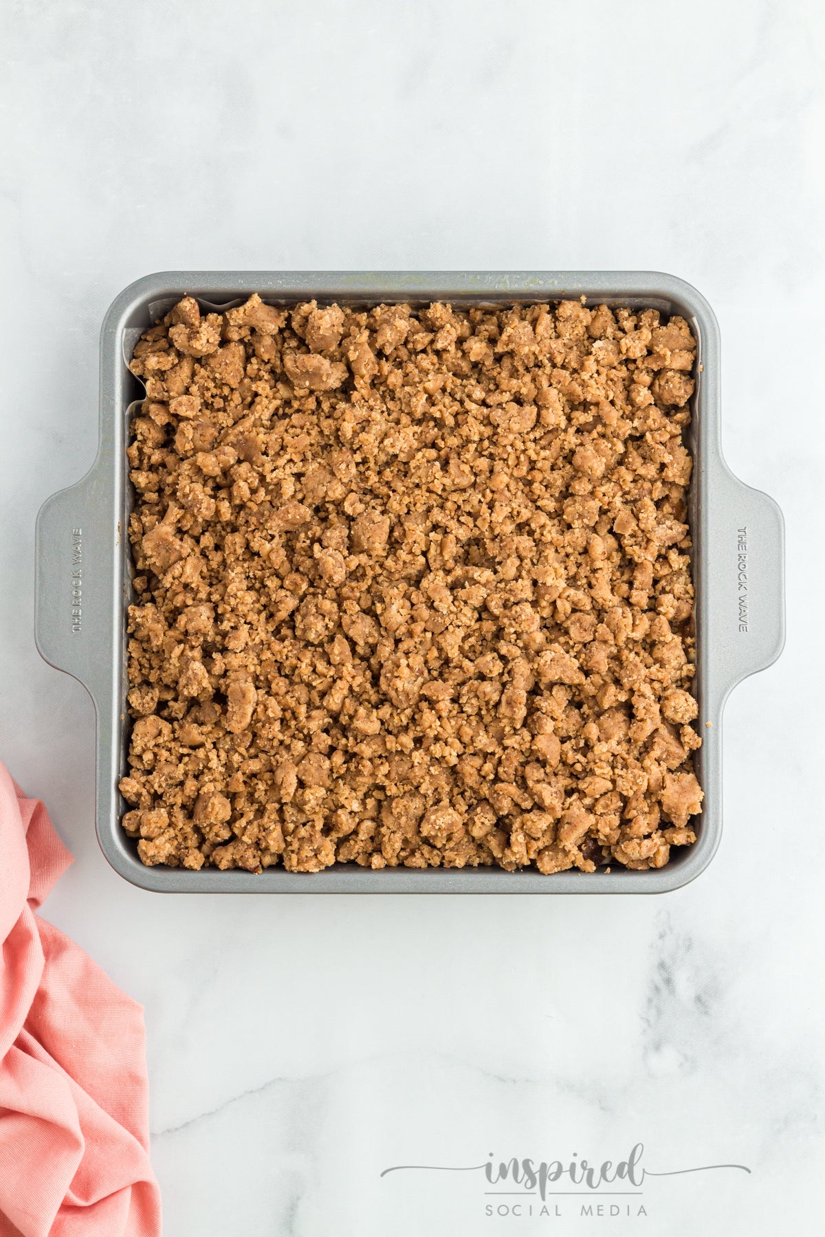 Apple Cinnamon Crumb Cake