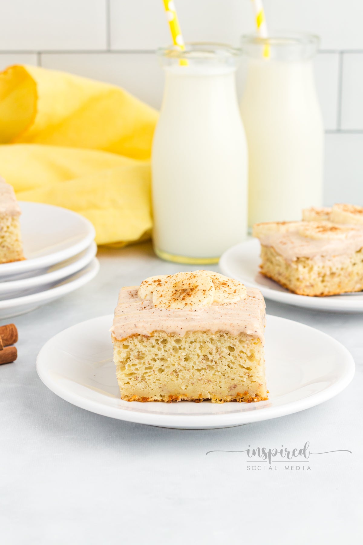 Banana Snack Cake with Cinnamon Sugar Cream Cheese Frosting