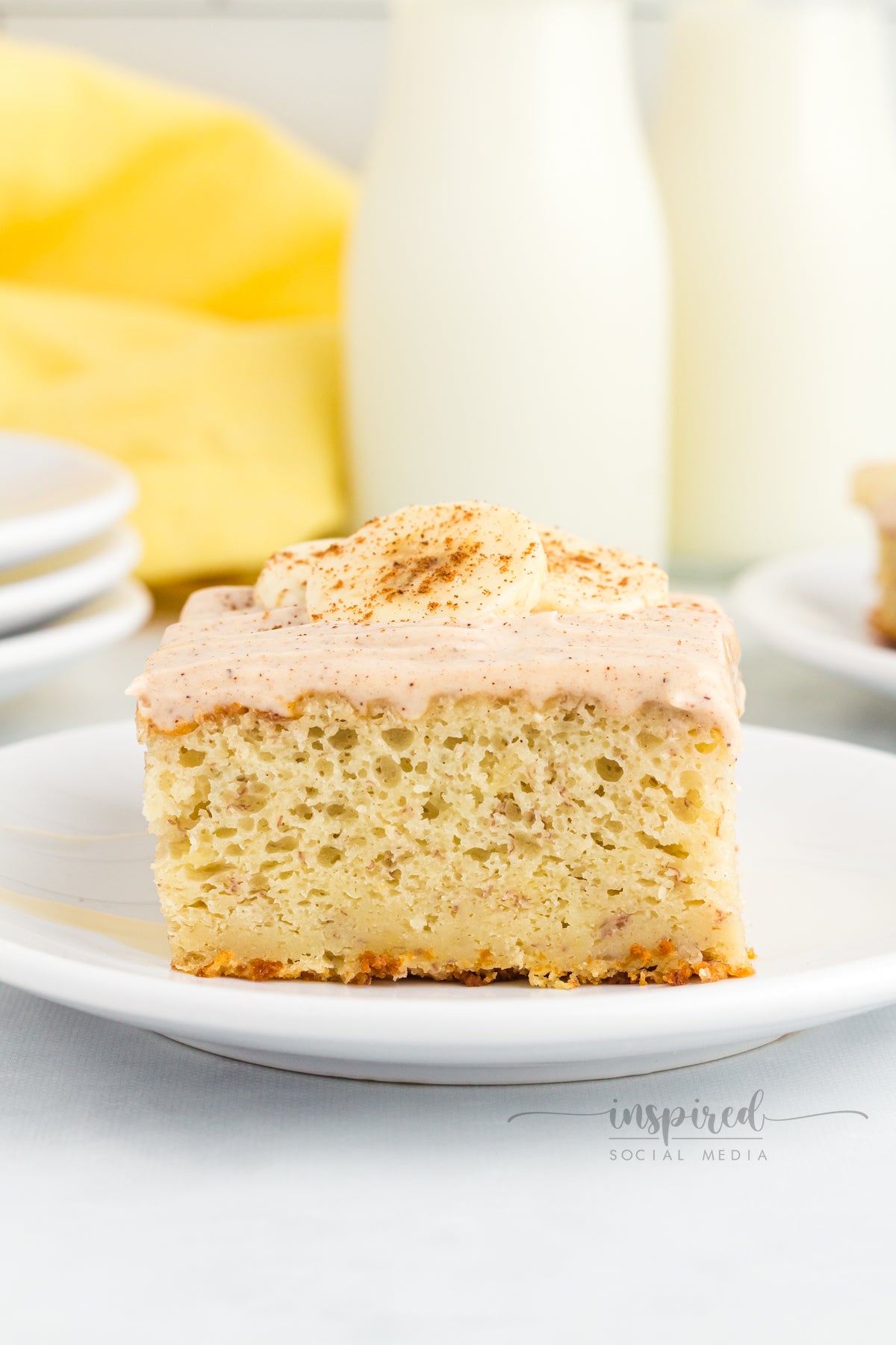 Banana Snack Cake with Cinnamon Sugar Cream Cheese Frosting