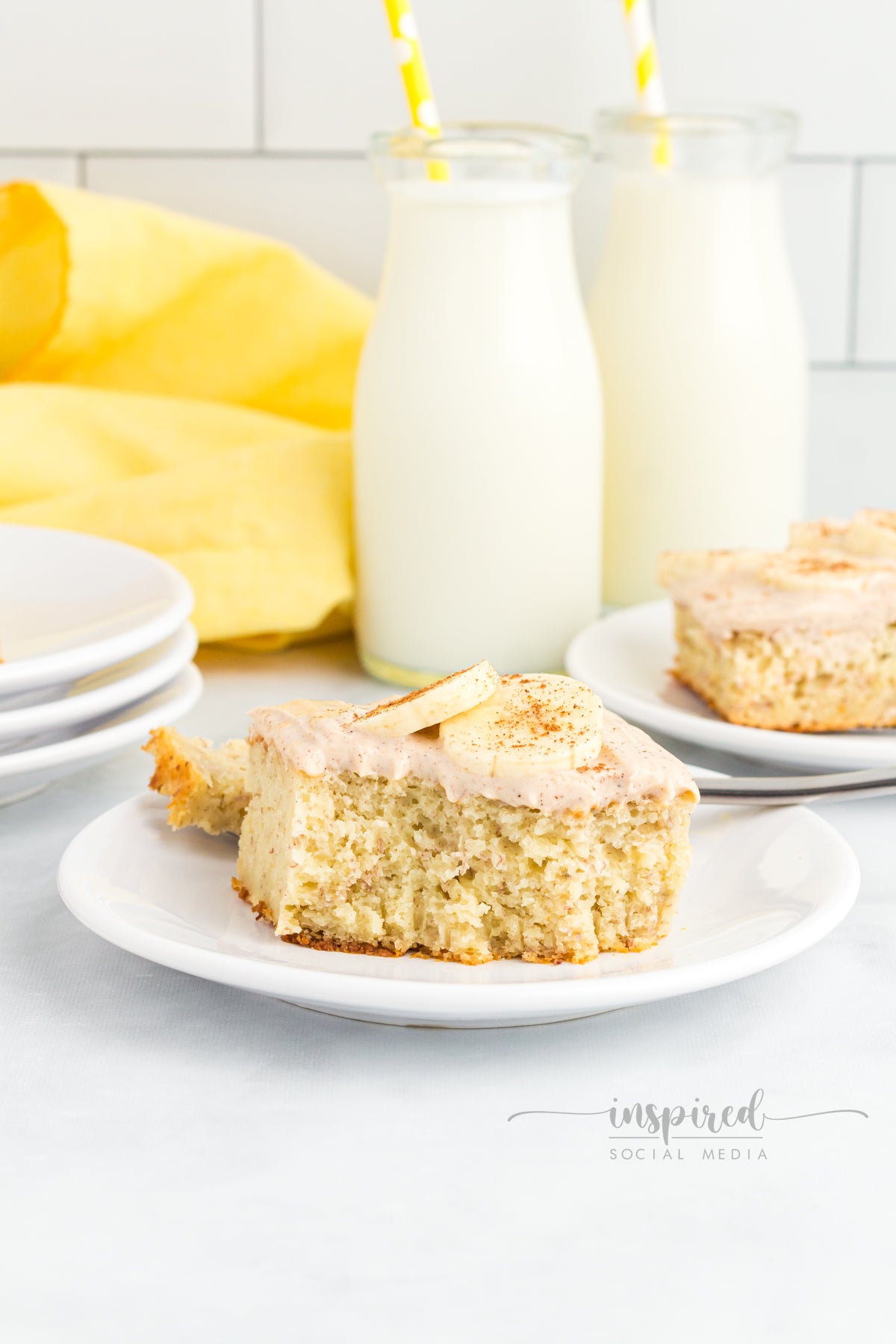 Banana Snack Cake with Cinnamon Sugar Cream Cheese Frosting