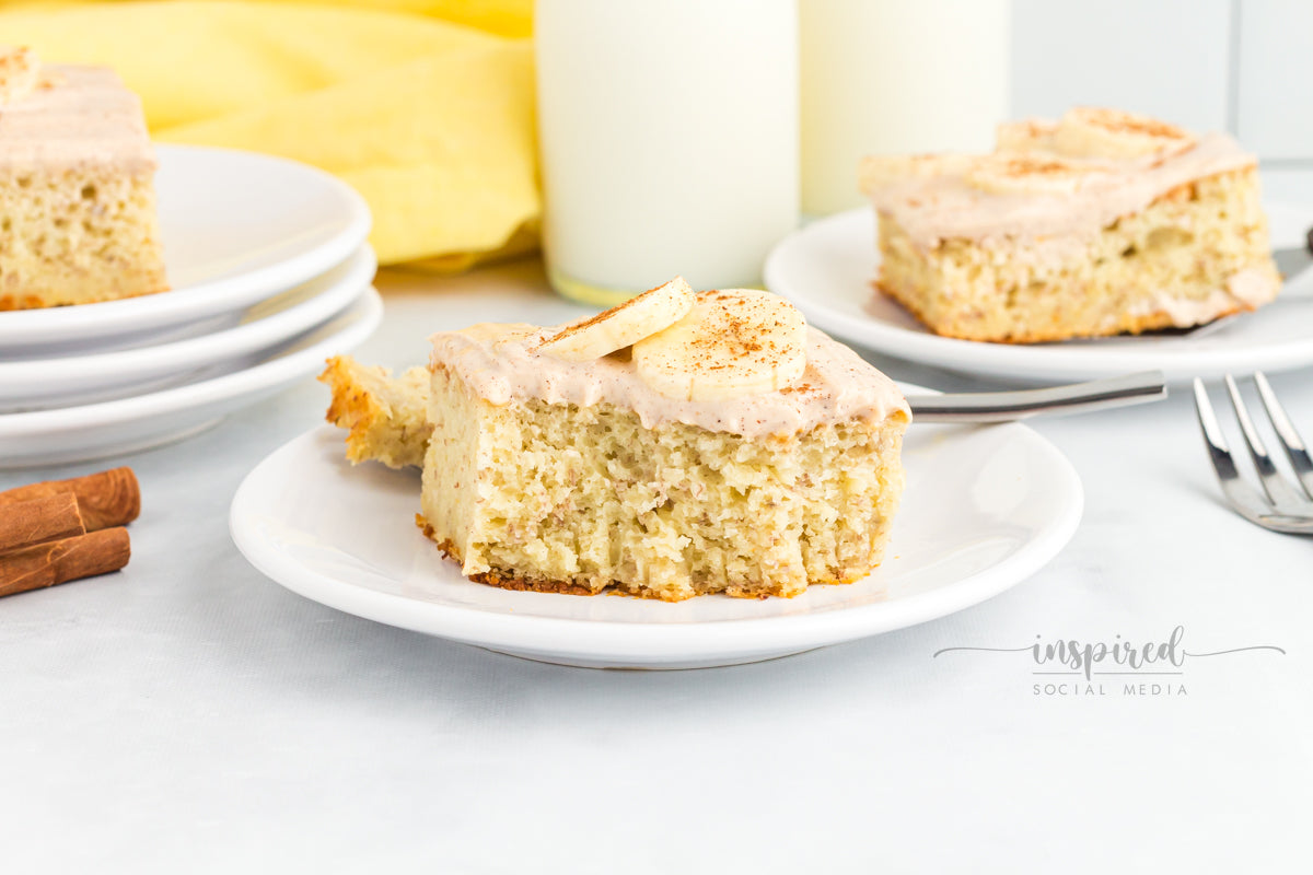 Banana Snack Cake with Cinnamon Sugar Cream Cheese Frosting