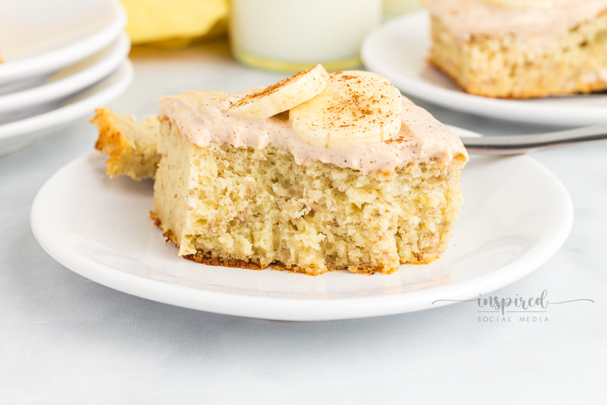 Banana Snack Cake with Cinnamon Sugar Cream Cheese Frosting